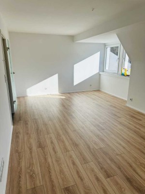 Helle und moderne 5-Zimmer-Wohnung am Buckesfeld zu vermieten