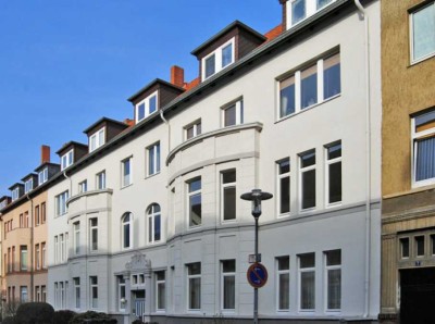 Attraktive und modernisierte 5,5-Raum-Wohnung mit Balkon in Hildesheim