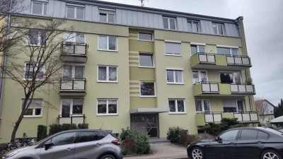 Erstbezug nach Renovierung - Großzügige 3-Zi.-Wohnung