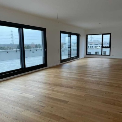 Provisionsfrei* Großzügiges 5-Zimmer-Penthouse mit Panoramaterrasse und Skylineblick