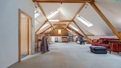 Saniertes Mehrfamilienhaus mit 3 Wohneinheiten und Werkstatt auf 1.755 m² Grund