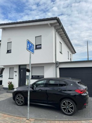 Fraunhoferstraße XX, 53424 Remagen