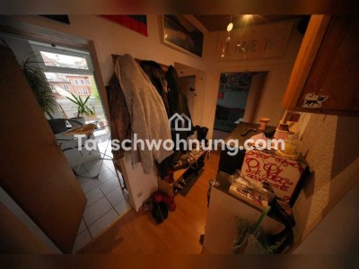 Tauschwohnung: 2 Zimmer Wohnung mit großem Bad und großer Küche + Balkon