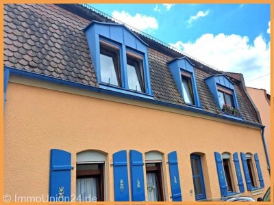 Charmantes Altstadthaus mit 2-3 Wohnungen ohne Reparaturrückstau und liebevoll angelegten Innenhof