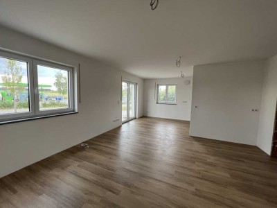 Helle 3-Zimmer Maisonette-Wohnung mit Garten in Moorenweis