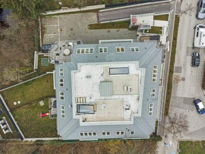 ++ TOP NEUHEIT ++ Moderne DREI Zimmer mit SONNEN-DACHTERRASSE