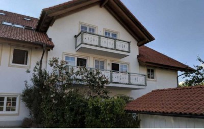 Gepflegte 5-Raum-Wohnung mit Balkon in Oberhausen Ortsteil Berg