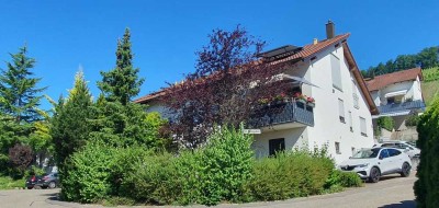 Helle, ruhige 2,5-Zimmer-DG-Wohnung mit EBK in Beilstein - provisionsfrei