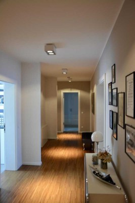 Stilvolle 4-Zimmer-Wohnung mit exklusiver Ausstattung, Balkon & Loggia in Toplage der KTV Rostock