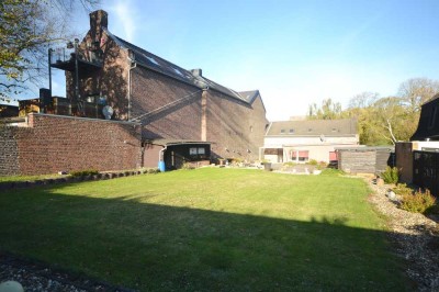 Charmantes Einfamilienhaus mit großem Gartenpotential in zentraler Lage von Viersen.