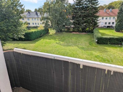 Freundliche und modernisierte 3-Zimmer-Wohnung mit Balkon in Essen