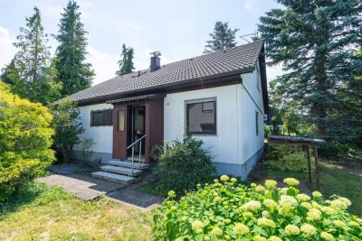 Sonnenverwöhntes Einfamilienhaus mit großem Potenzial in ruhiger Lage