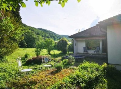 Freistehendes Einfamilienhaus  in traumhafter Lage mit Blick auf den Bodanrück