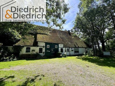 Verkauf eines idyllisch gelegenen Bauernhauses mit eingewachsenem Grundstück 5 km von Heide entfernt