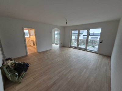 Ruhig und trotzdem mittendrin! Tolle 3,5-Zi.-Süd-Wohnung inkl. Küche in Neunkirchen, Barrierefrei!