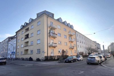 Charmante 3,5-Zimmer-Wohnung mit Altbauflair – Toplage in Schwabing