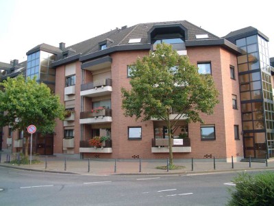 Absolut zentral, aber ruhig, 2 ZKDB mit Balkon in Euskirchen