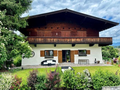 Sonnige Wohnung mit Terrasse und großem Garten