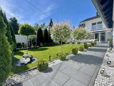 Modernes Zweifamilienhaus mit gehobener Ausstattung