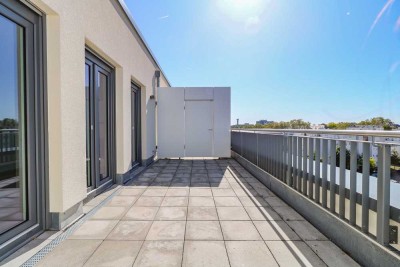Sonnenverwöhntes Penthouse mit großer Dachterrasse, exklusiver Ausstattung & Panoramablick