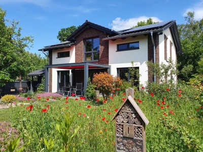 Provisionsfrei! Modernes Haus in grüner Lage in Berenbostel – effizient und zeitlos