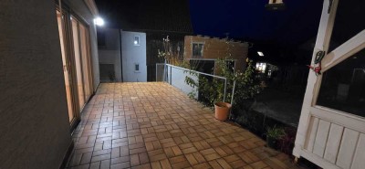 Lichtdurchflutete 4-Zimmer-Wohnung mit Stil