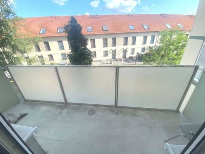MANNHEIM - Renovierte 1 ZKB Wohnung in Mannheim mit Balkon