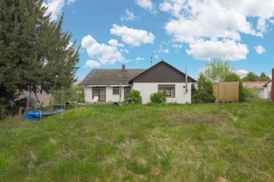 Charmantes Einfamilienhaus mit großem Grundstück und vielseitigen Nutzungsmöglichkeiten!