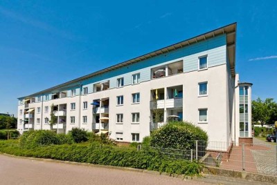 Gerastr. 1, E 7 - BETREUTES WOHNEN ! Frisch renovierte 2-Zimmer-Wohnung - WBS erforderlich!