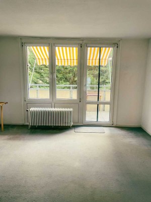 Blick in grünen Innenhof! 1-Zimmer-Wohnung mit Balkon und Einbauküche in Karlsruhe-Innenstadt