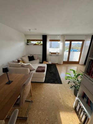 Helle 2-Zimmer-Wohnung in zentraler Lage direkt an der S-Bahn in Asperg