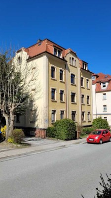 Kleine 2 Raumwohnung mit sonnigem Balkon