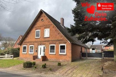 Vermietetes Einfamilienhaus mit großem Grundstück