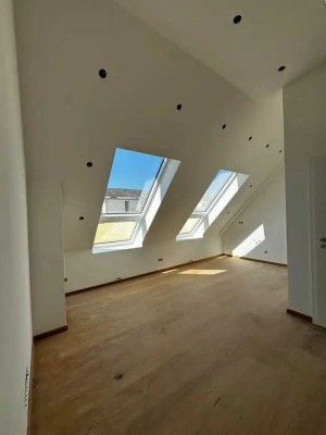 Attic Apartment 1 Zimmer Erstbezug in Weilheim i.OB