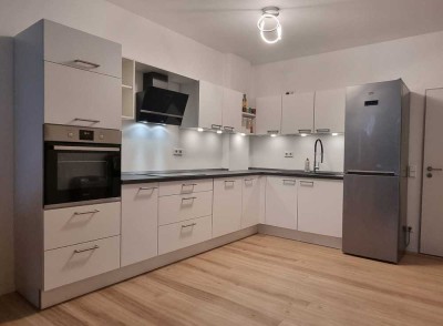 Schöne 3-Zimmer-EG-Wohnung mit Terrasse, EBK und Garten in Friedberg