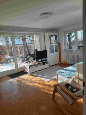 Moderne 3-Zimmer Wohnung mit Terrasse und Garten in Karlsfeld