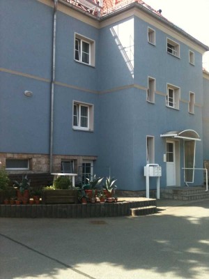 Sanierter Altbau - 2 Raum Wohnung mit Stellplatz