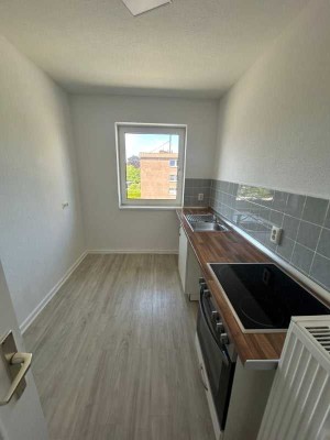 Helle 2-Zimmer-Wohnung mit Wohlfühlcharakter – 50 m² in Flensburg selber streichen 2 KM frei zum 01.