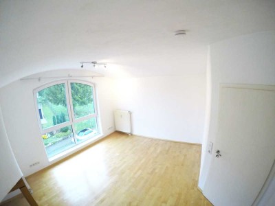 Wunderschöne Dachgeschosswohnung mit Blick über Eningen