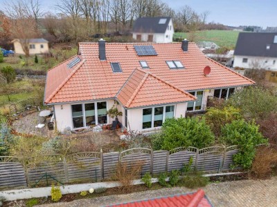 Energieeffizientes Einfamilienhaus mit ELW und Gewerbe in Retschow südwestlich von Bad Doberan