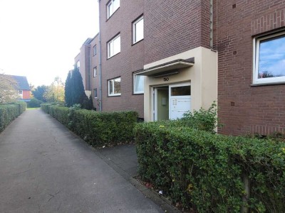 Ruhige 2 Zimmerwohnung mit Balkon in zweiter Reihe in Neuss-Weckhoven - ideal für Singles und Paare