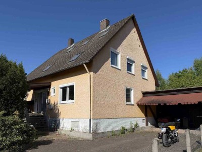 Langlinges: Freistehendes Einfamilienhaus mit großem Grundstück