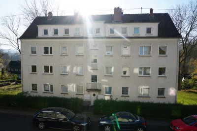 Kleine 3 Zimmer Wohnung ab Mitte Juni
