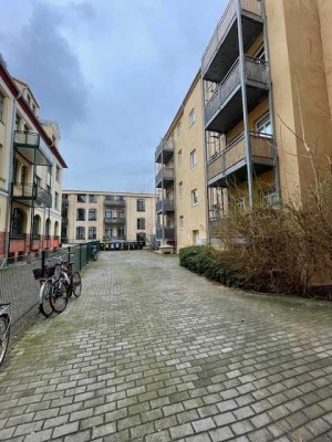 südliche Innenstadt / 1 Zimmer Whg. mit Balkon, EBK zu vermieten