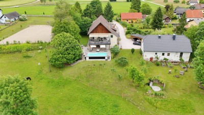 Historisches Anwesen mit Potential – Wohnen &amp; Arbeiten im Grünen unweit des Klopeiner Sees!