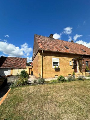 ...EHRENSACHE..Platz für Ihre Visionen – Doppelhaushälfte mit Garten und Garage in Herne!