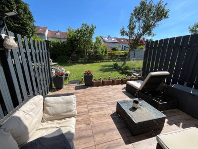 Gepflegte 3–Raum–Wohnung mit Terrasse, Balkon & 2 Tiefgaragenplätzen – ruhig & zentral
