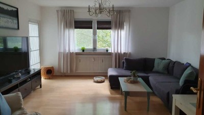 Top ! Helle 3,5 Raum Wohnung mit Balkon in guter Lage!
