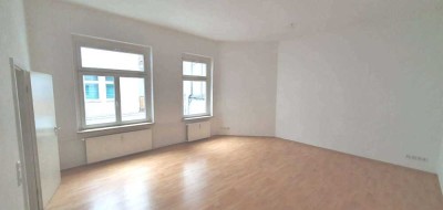 ** 1 Zimmerwohnung mit Küche und Bad **