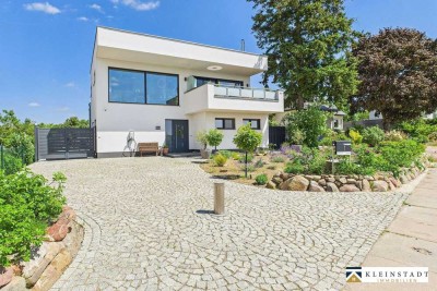 Bauhausvilla mit traumhaftem Blick auf die Havel